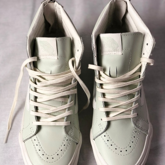 Vans Unisex Sk8-Hi Slim Zip Leather Skate Shoes. - Picture 5 of 8